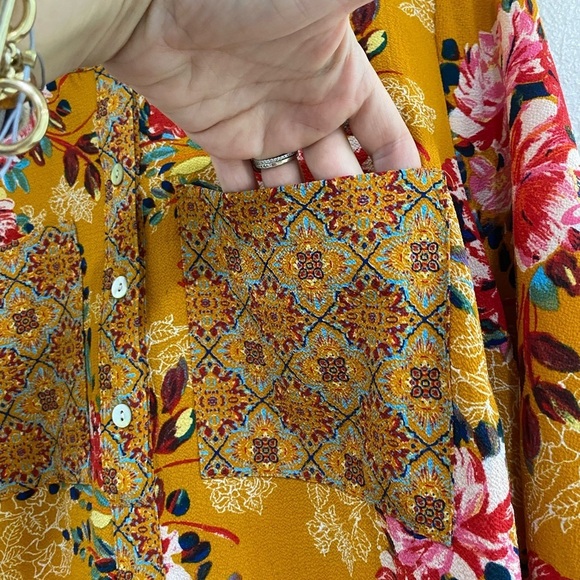 Fig and Flower Multicolor Floral Tunic size 1X - Picture 3 of 11